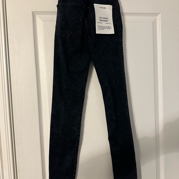 Frame jeans with that acid wash look! - Picture 3 of 5